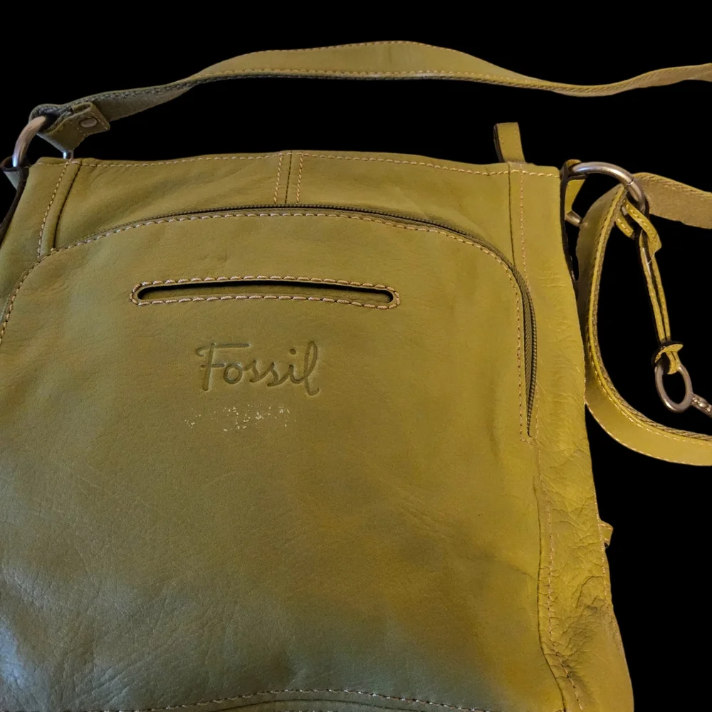 Fossil Leather crossbody bag